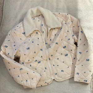 Levi’s Quilted Flower Print  Puffer